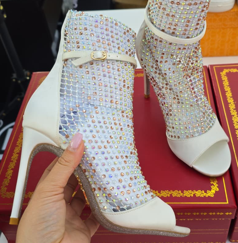 Tacones Blancos Maya